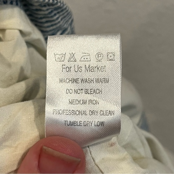 R blue and white stripe cotton denim chambray military jacket size 4 - Picture 7 of 12